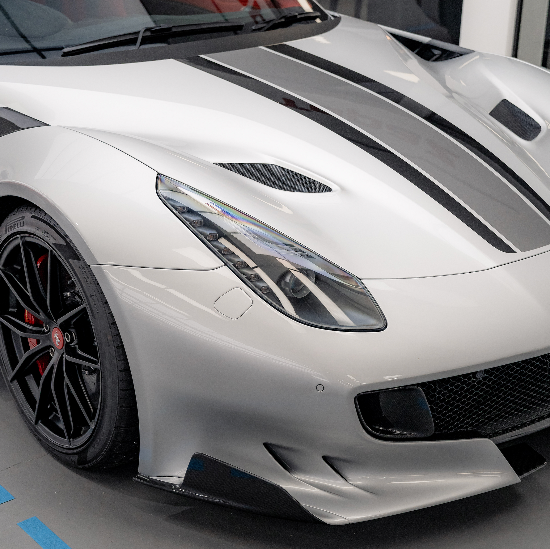 Ferrari F12 TDF Style Centre Stripe